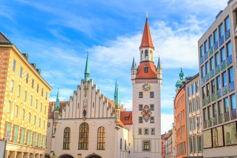 Munich Hop-On Hop-Off Tour: 1-Day or 2-Day Ticket - Why the 48-hour ticket may be worth the extra time