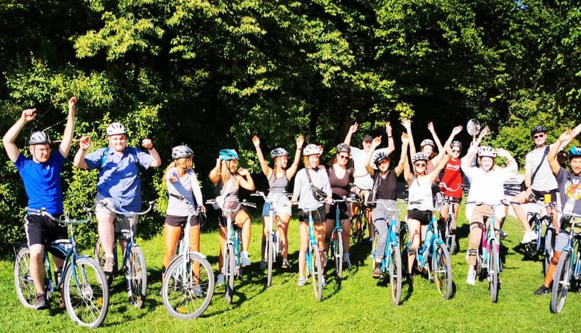 Munich: Neuschwanstein Castle by Bus with Alpine Bike Ride - The Hohenschwangau alternative