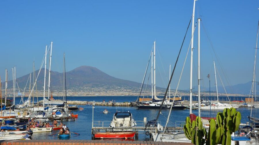 Naples from Rome - 1Day: High Speed Train & Hop On Hop Off - Why this Rome to Naples day trip makes sense