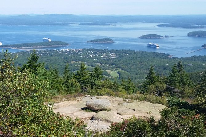 Narrated Bus Tour of Bar Harbor and Acadia National Park - Why this short Acadia tour makes sense