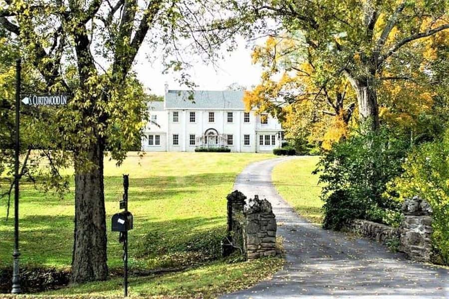 Nashville: Homes of the Stars Narrated Bus Tour - Key points to know before you book