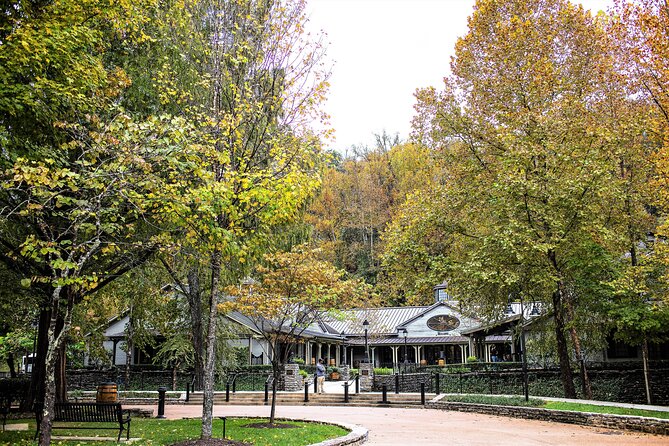 Nashville to Jack Daniel's Distillery Bus Tour + Whiskey Tastings - The George Green Barrel House tasting