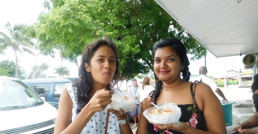 Nassau: Sip, Sample & See, Food & History Bus Tour - Fort Montague and a first taste of local life