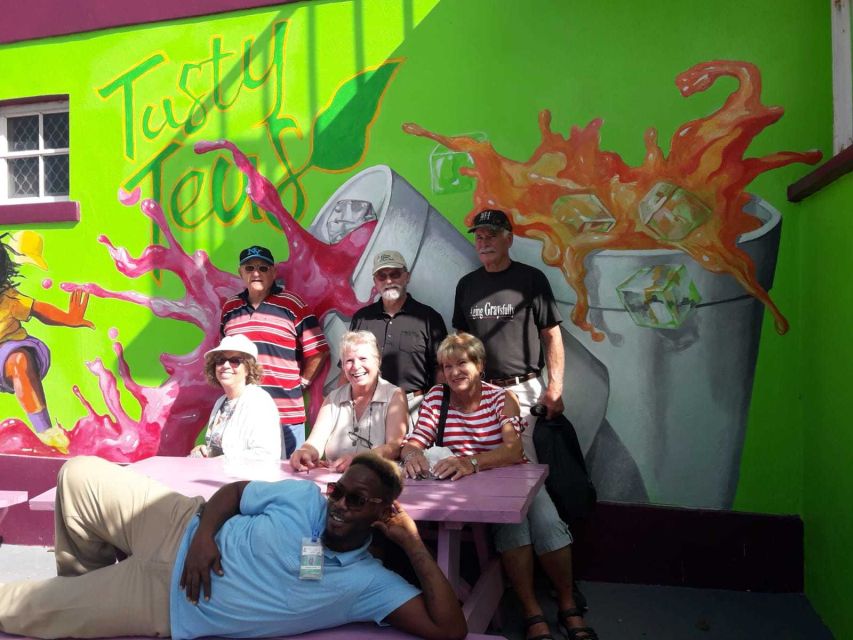 Nassau: Sip, Sample & See, Food & History Bus Tour - The Bahamian lunch is the payoff