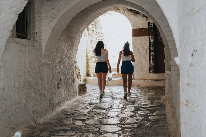 Naxos Highlights Bus Tour with Free Time for Lunch at Apeiranthos - Damalas, where craft feels close to the hand