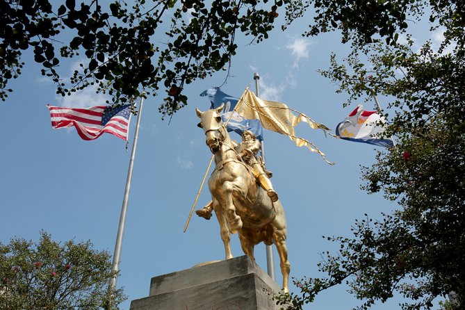 New Orleans City Sightseeing Hop-On Hop-Off Bus Tour - Stops 10 to 15: Museums, Magazine Street, and the Garden District