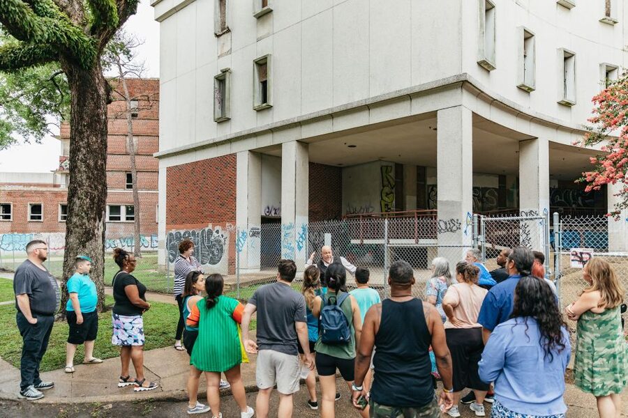 New Orleans: Dead of Night Ghosts and Cemetery Bus Tour - Who should book this tour?