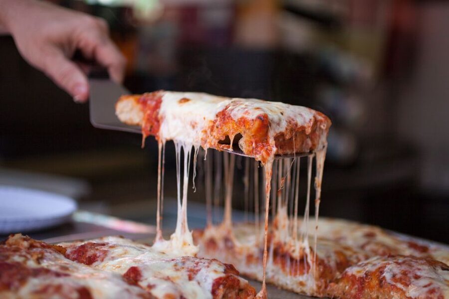 New York City: Half-Day Pizza Bus Tour - Why the outer boroughs matter