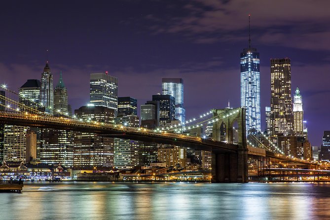 New York City Holiday Lights Tour - South Street Seaport and Pier 17 for Brooklyn Bridge views