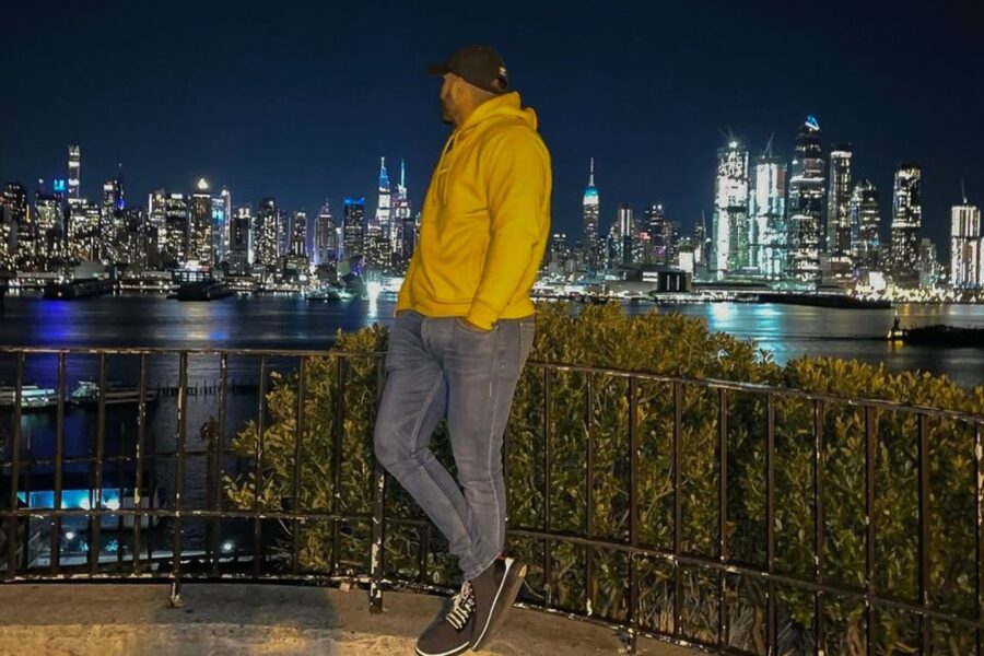 New York City: Night Skyline Bus Tour with Pizza Slice - A pizza break in Hoboken