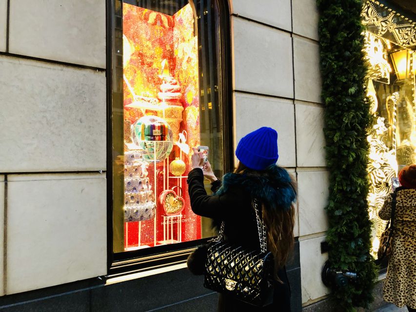 New York Holiday Lights and Movie Sites Bus Tour - The opening ride through Manhattan’s holiday lights