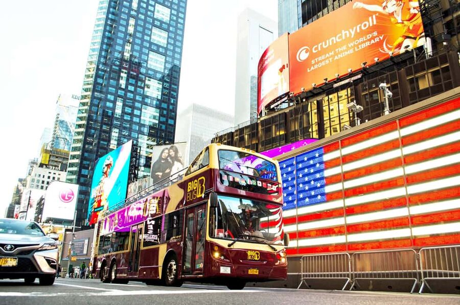New York: Madame Tussauds and Big Bus Hop-on Hop-off Tour - Starting with the Big Bus Downtown Loop