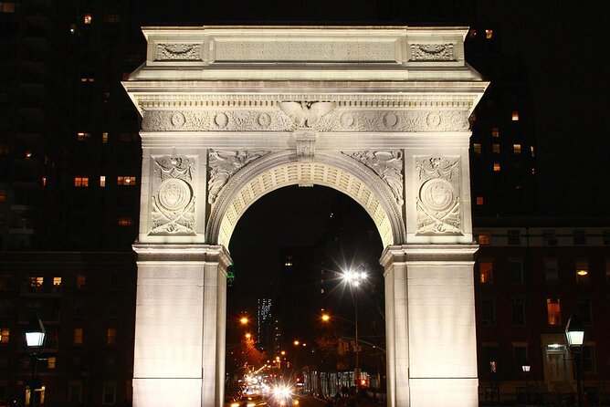 New York Night Tour: Open Top Bus Tour by TopView® - Crossing toward Brooklyn after dark