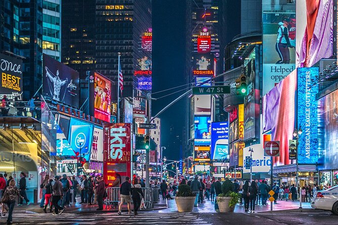 New York Night Tour: Open Top Bus Tour by TopView® - Commentary, headphones, and the biggest quality variable
