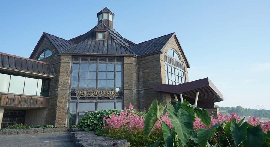 Niagara Falls: 5 Attraction Pass, WEGO Bus & Audio Guide - Key points at a glance