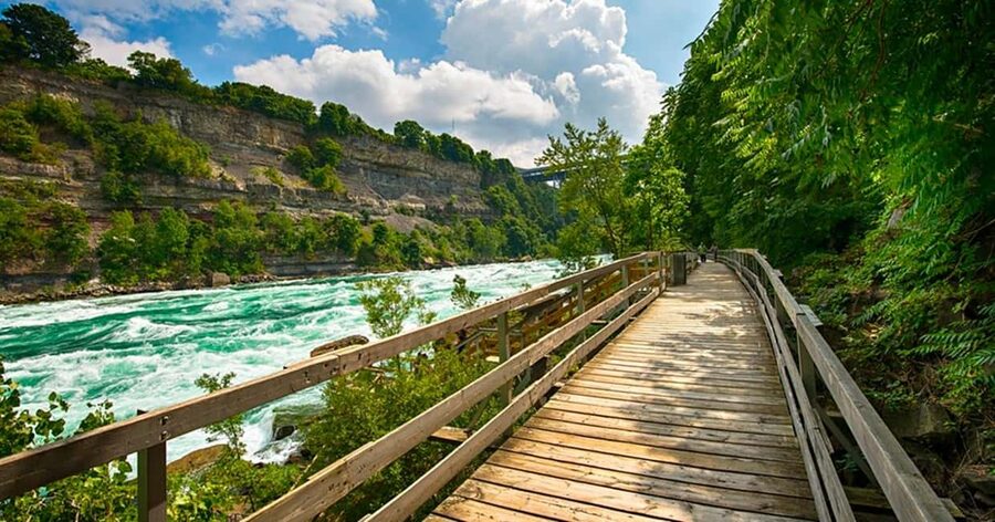 Niagara Falls: 5 Attraction Pass, WEGO Bus & Audio Guide - Begin at Table Rock Welcome Centre