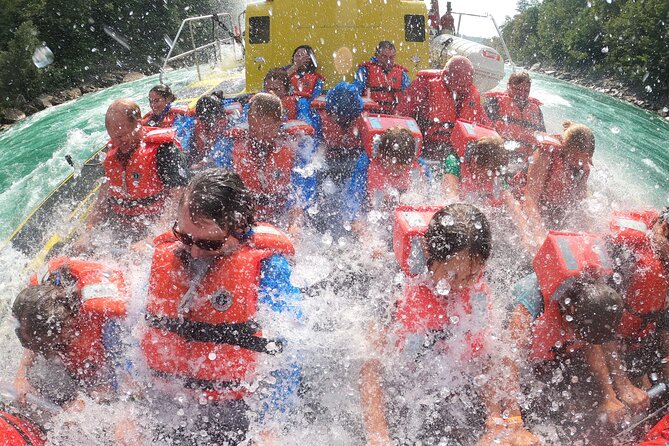 Niagara Falls Canada Open-Top (Wet) Jet Boat Tour - Guides, captains, and the tone on board