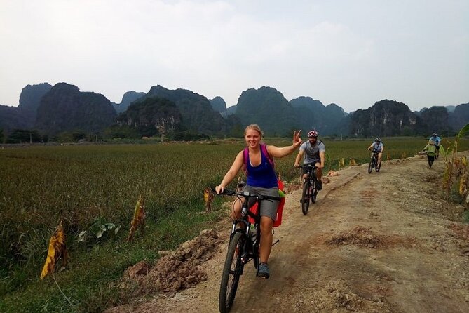Ninh Binh Daily Tour All-Inclusive Bus, Guide, Lunch & Activities - Hoa Lu, the old capital of Vietnam