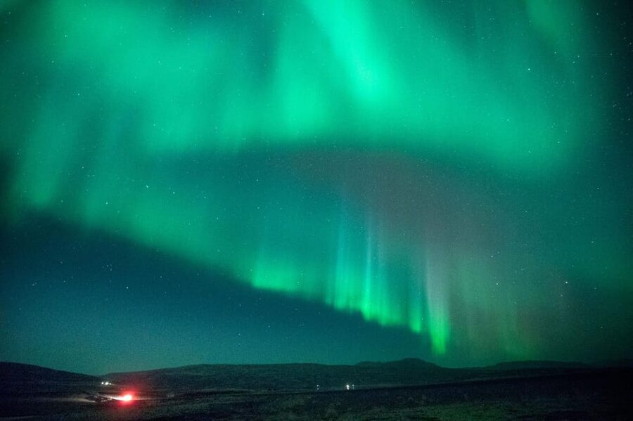 Northern Lights in Mini Bus, Photos, Hot Cocoa and Pastries - Who will enjoy this four-hour outing?