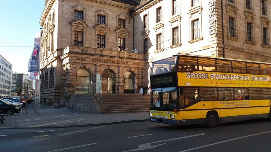 Nuremberg: Hop-On Hop-Off Bus Tour - Stop 2: Hauptmarkt and the Old Town