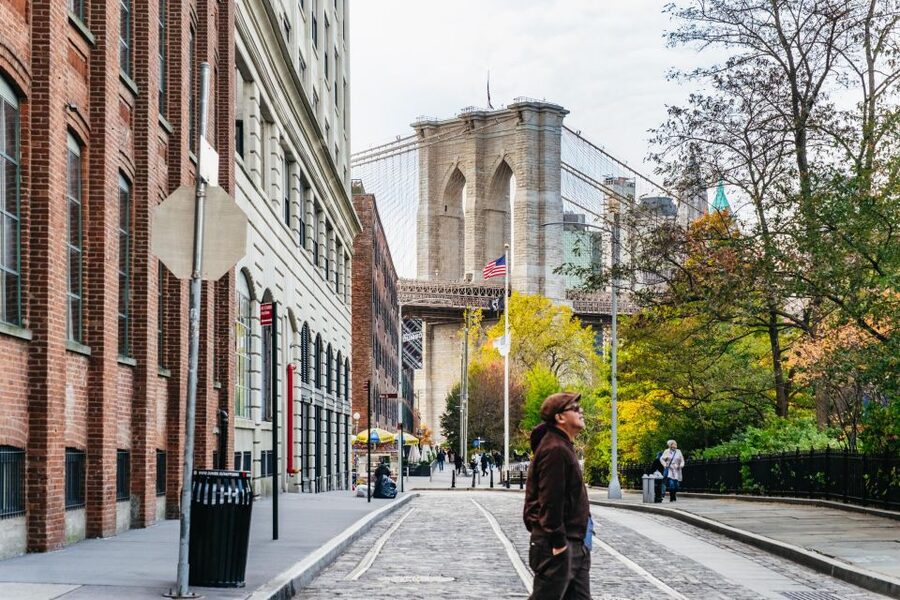 NYC: Brooklyn, Bronx, Queens Sightseeing Bus Tour - DUMBO, Manhattan skyline, and the Brooklyn Bridge
