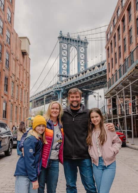 NYC: Brooklyn & DUMBO Bus and Walking Tour with Local Guide - Key points at a glance