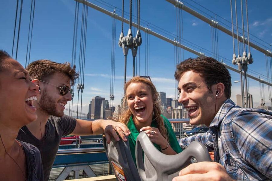 NYC: Brooklyn & DUMBO Bus and Walking Tour with Local Guide - Guides who make the difference