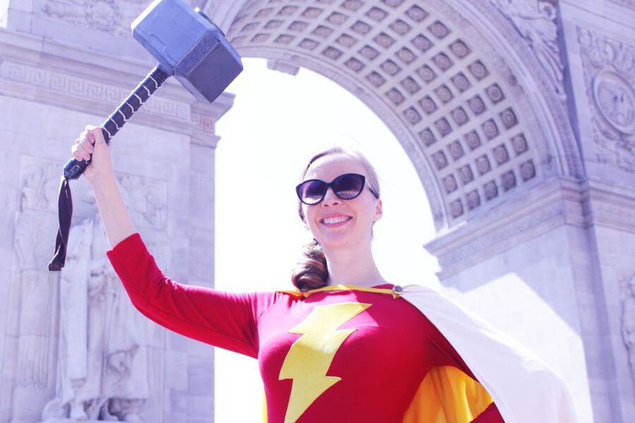 NYC: Bus Tour to Superhero Film Locations - The Daily Planet and the Superman connection