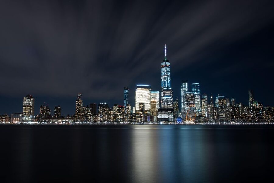 NYC: City Skyline Sightseeing MiniBus Tour at Night - Hoboken, Carlo’s Bakery, and the human side of the tour