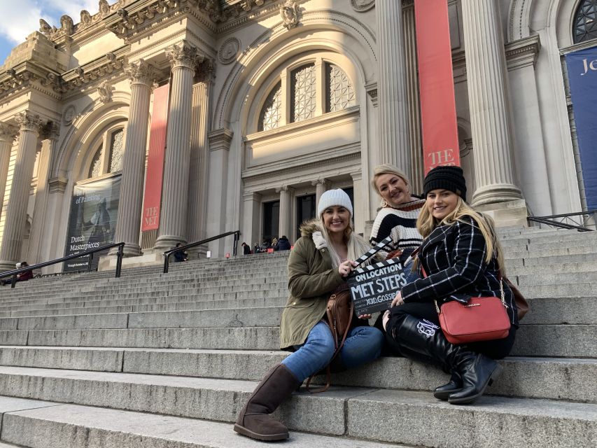 NYC: Gossip Girl Sites Bus Tour - Vehicle, seating, and group size
