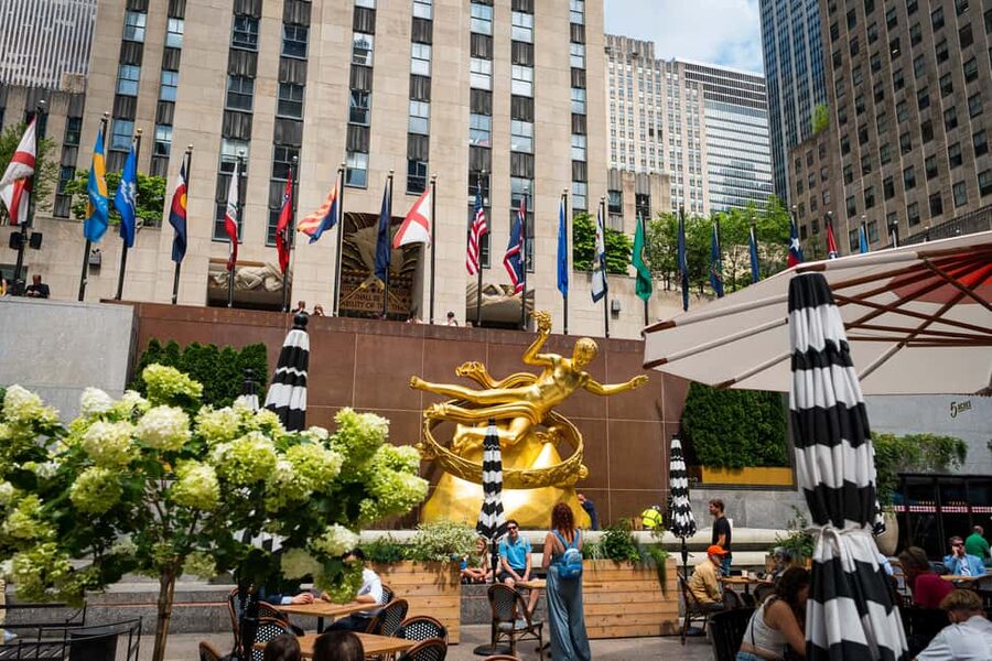 NYC: Half-Day Luxury Bus Tour of Top Highlights - Key points to know before booking