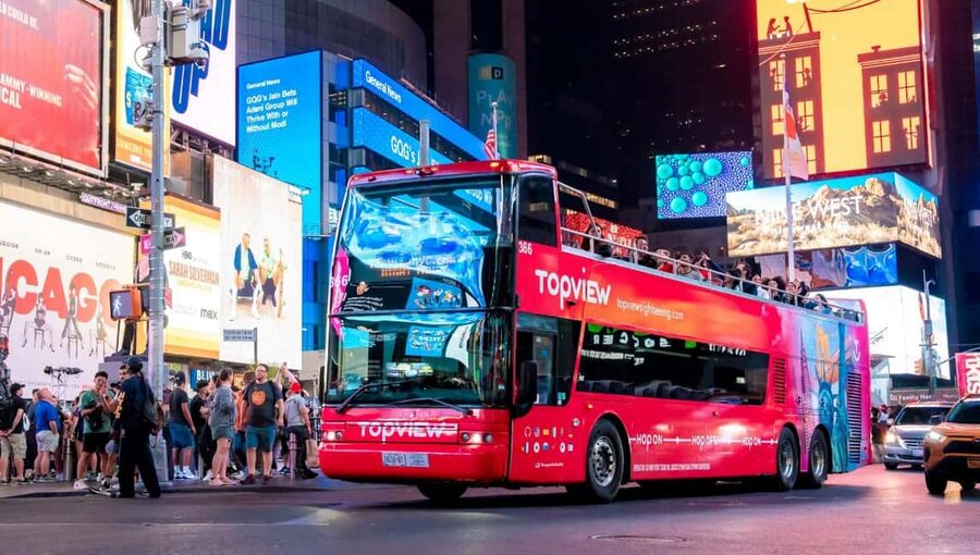 NYC: Skyline Night Tour on Double-Decker Bus - The Empire State Building after sunset