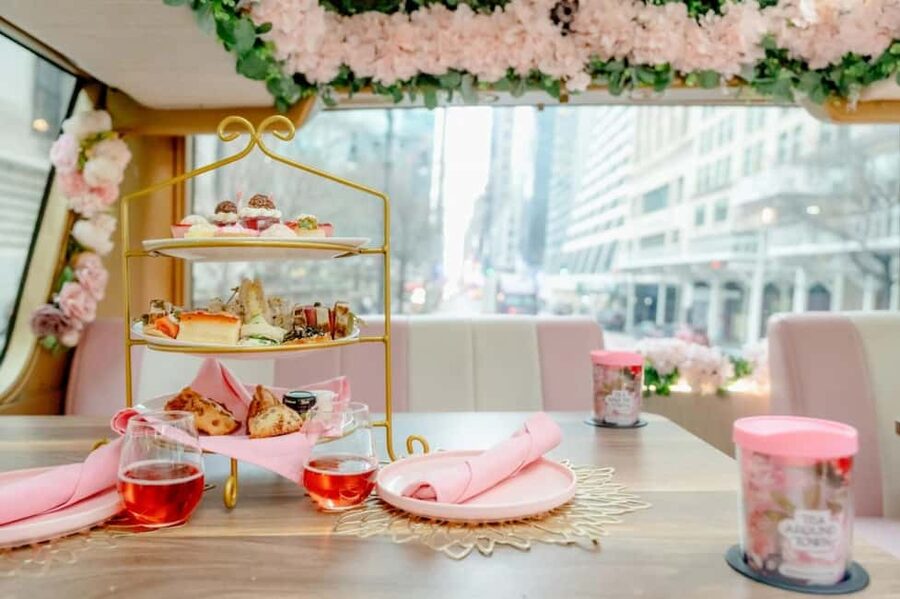 NYC: Tea Around Town Bus Tour with Live Entertainment - Midtown landmarks from 42nd Street