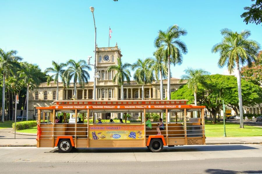 Oahu: Waikiki Trolley Hop-on Hop-off All-Line Pass - The Red Line: Honolulu’s Past and Present