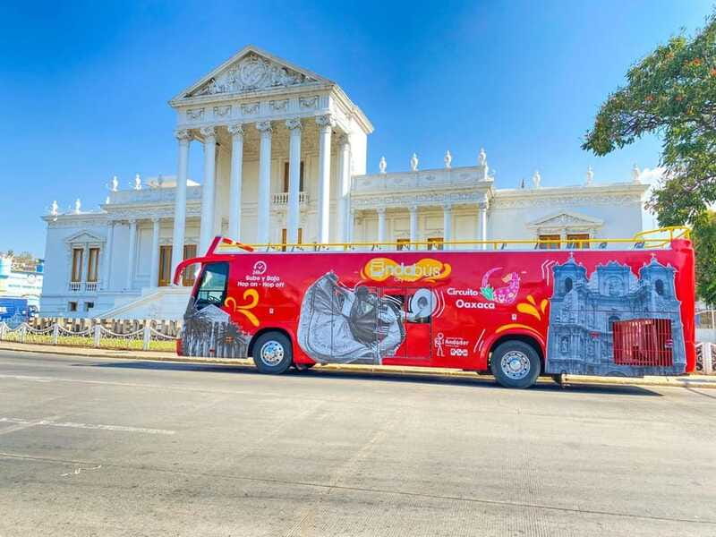 Oaxaca: Colonial City Bus Tour - Macedonio Alcalá Theater and El Llano Park