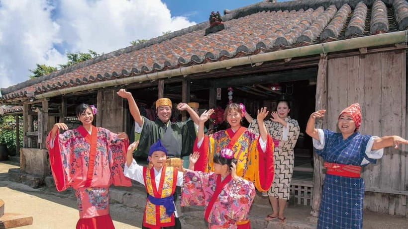 Okinawa: Tropical Dream , Ryukyu Mura, Banta Cafe Bus Tour - What this Okinawa bus tour is really good at