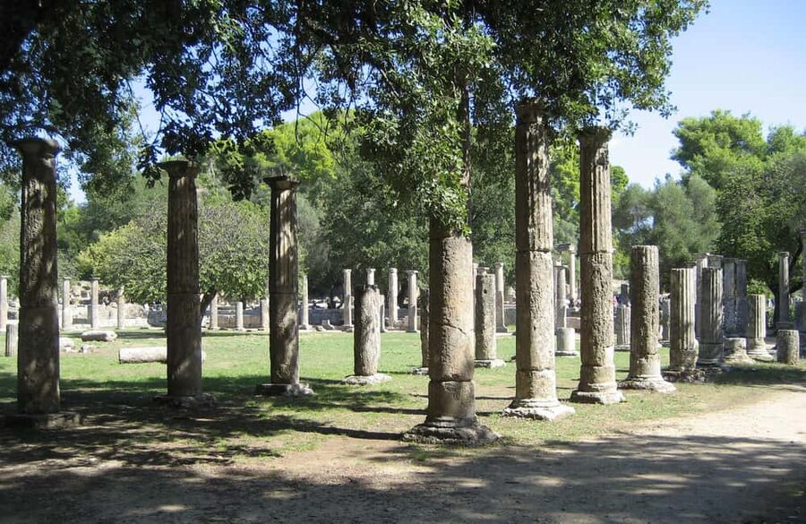 Olympia: Shared Mini Bus Tour from Katakolon - Should you book the shared minibus?