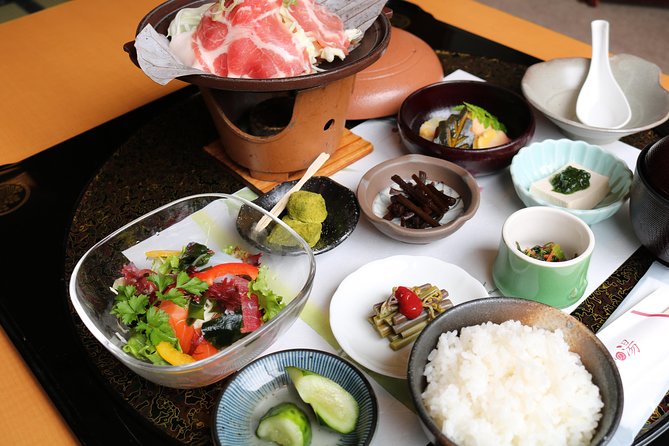 [One-day bus tour departing from Kanazawa Station] Shirakawa-go/Takayama tour platinum route bus tour - Starting at Kanazawa Station at 8:00 a.m.