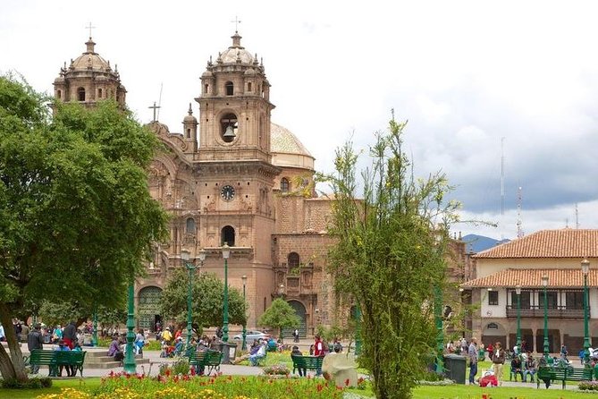 Open Bus Cusco City Tour - The cultural ceremony and shopping question