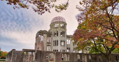 Osaka/Kyoto: Hiroshima Miyajima Bus Tour & Shinkansen Ticket