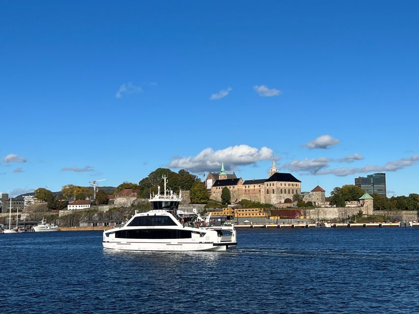 Oslo: Guided Oslo Highlights Tour by bus & Oslofjord cruise - Holmenkollen, Oslo’s Famous Ski Jump