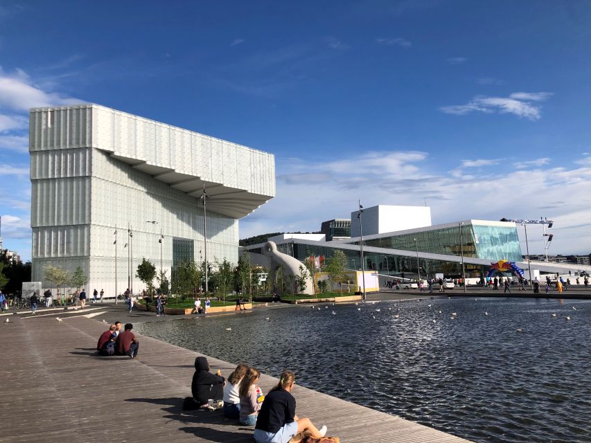 Oslo: Guided Oslo Highlights Tour by bus & Oslofjord cruise - Guides, Timing, and the Human Touch