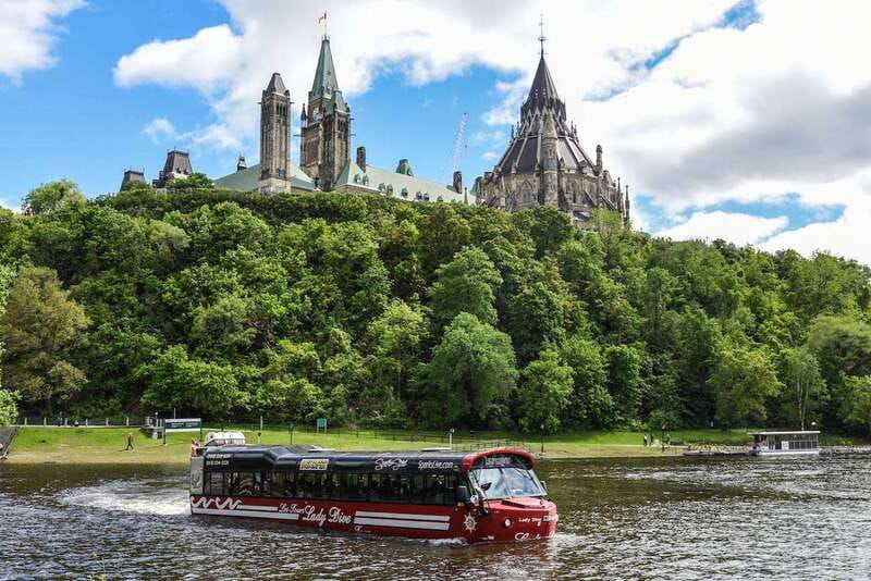 Ottawa: Bilingual Guided City Tour by Amphibious Bus - Why this Ottawa tour works so well in one hour