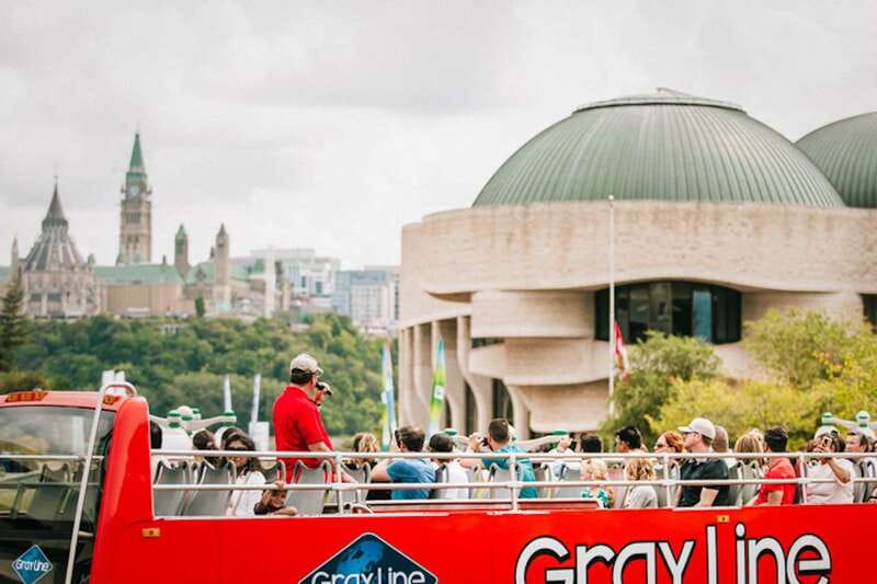 Ottawa: Hop-On Hop-Off Guided City Tour Pass - The full loop takes about 1.5 hours