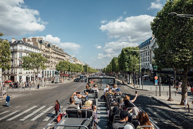 Paris Big Bus Hop-On Hop-Off Tour with Optional River Cruise - Stop 2: Pont des Arts and the Seine