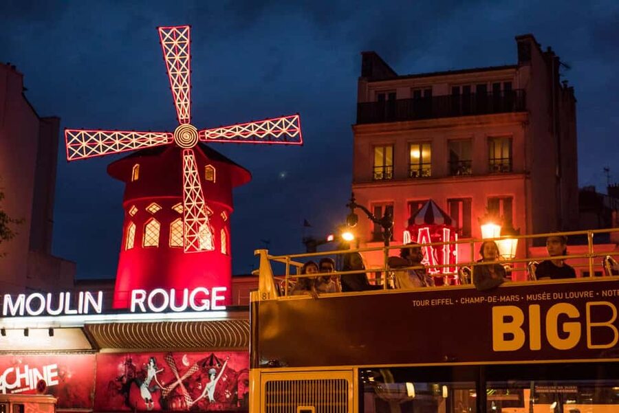 Paris: Big Bus Panoramic Night Tour by Open-Top Bus - Musée d’Orsay and the Eiffel Tower finale