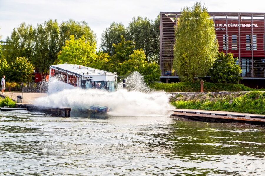 Paris: City and River Seine Tour on an Amphibious Bus - Who gets the best value from this experience