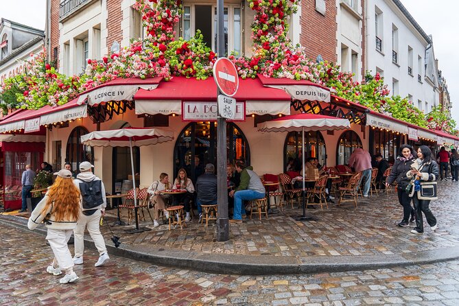 Paris Explorer Rail Tour from London with Paris Sightseeing Bus - Eiffel Tower and the Champs-Élysées