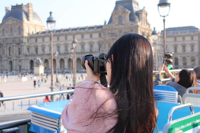 Paris: Hop-on with Emily walking tour and bus tour - The blue route, stop by stop