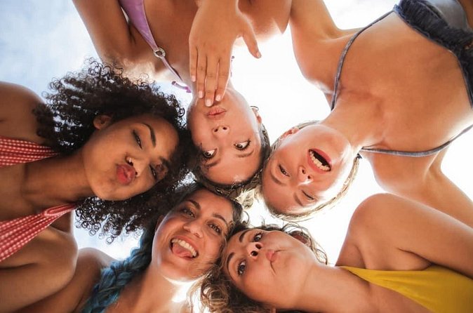 Party Bus Dayclub Crawl - Hosts can make or break the day